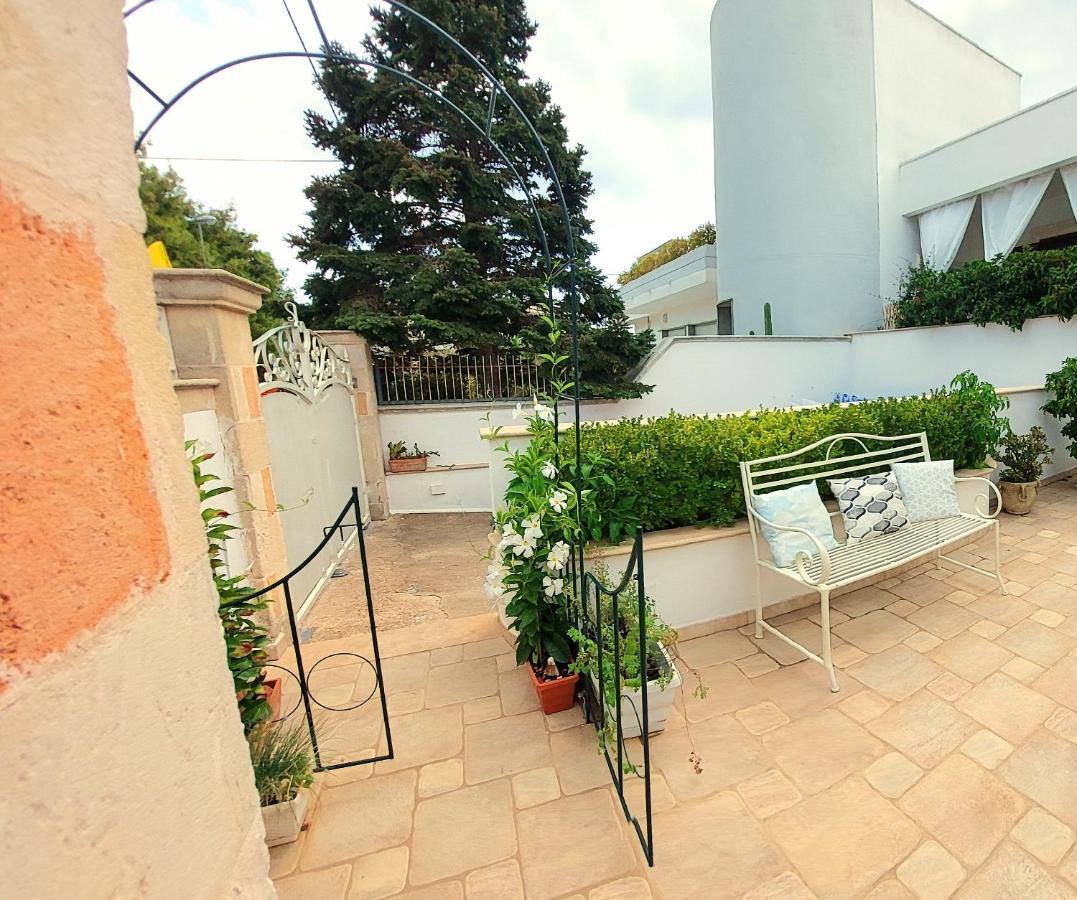 Bed and Breakfast Mama Dami Maruggio Exterior foto
